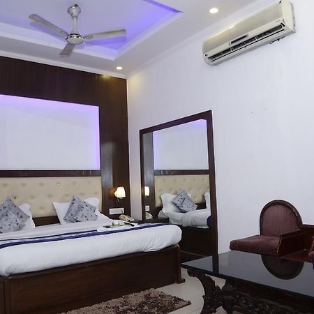Vishal Hotel By Comfort Rooms New Delhi Exterior photo