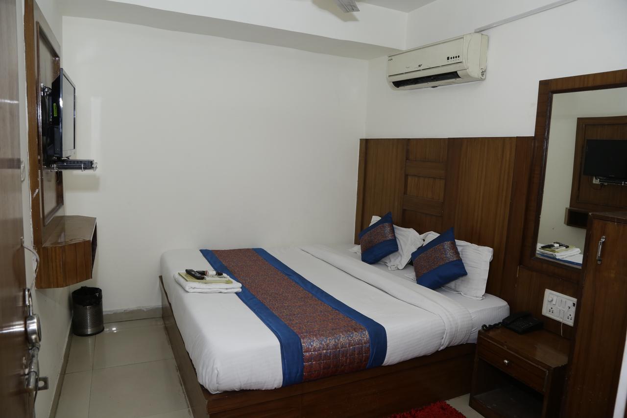 Vishal Hotel By Comfort Rooms New Delhi Exterior photo